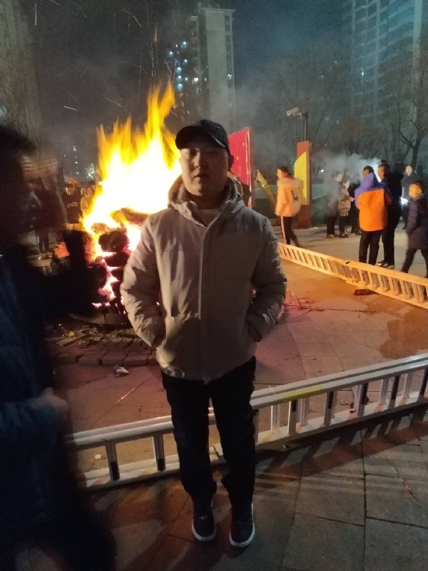 爱情里的俩个人的第二张照片--内蒙古中老年相亲网