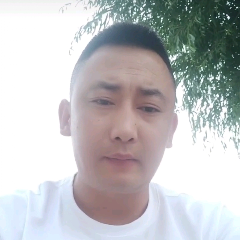 潇洒的第一张照片--内蒙古中老年相亲网