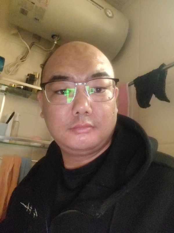 小胖子的第一张照片--内蒙古中老年相亲网
